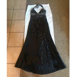 Long Black Prom dress !